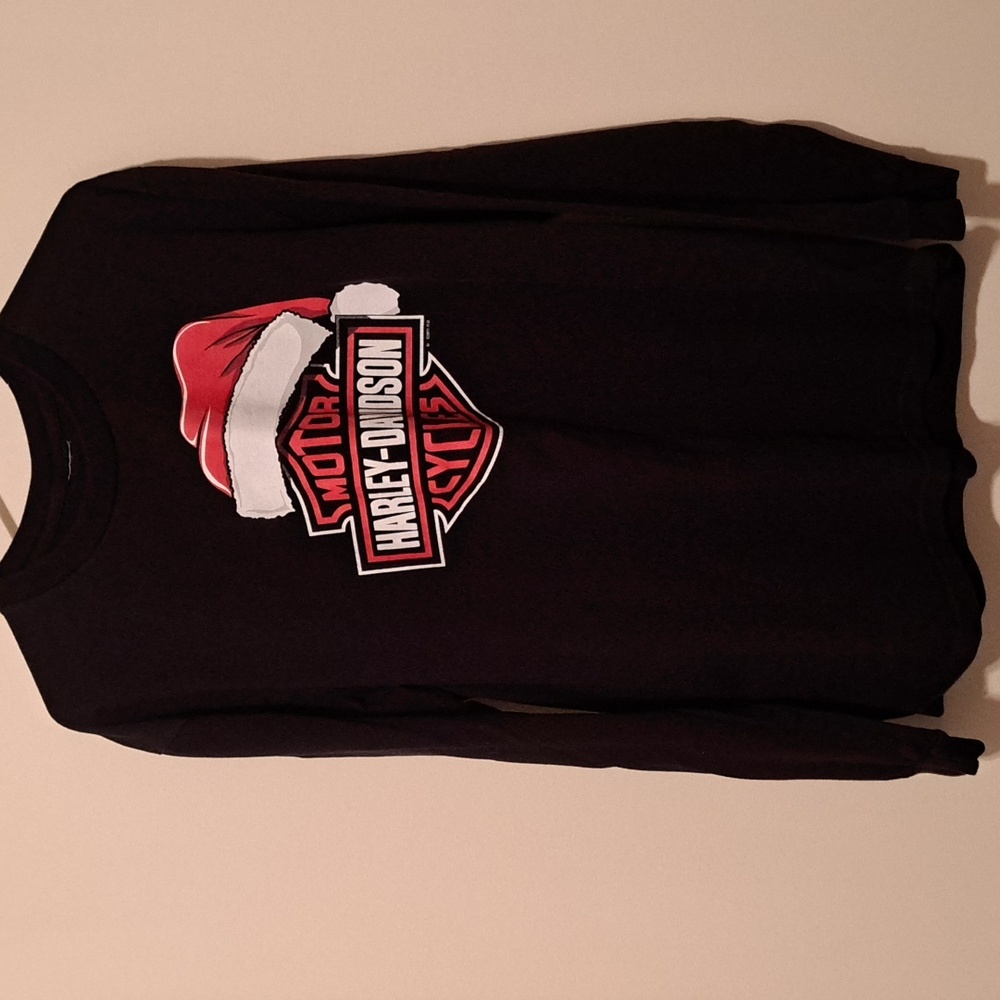 Harley-Davidson Black Shirt with Festive Logo. Size XL. - Picture 3 of 5